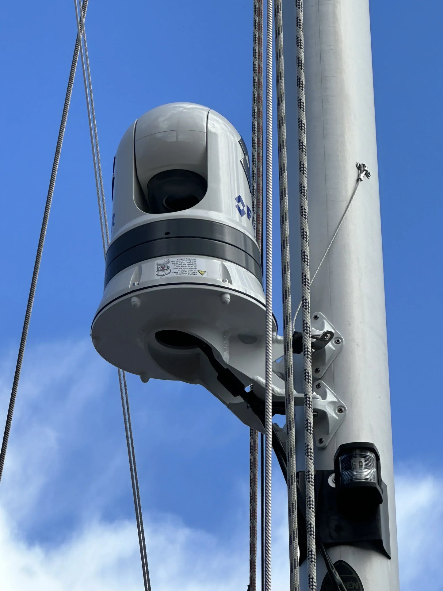 Scanstrut CAM | MM | 03 CAM | MM | 03 CAM | MM | 03 Camera ma | 4Boats