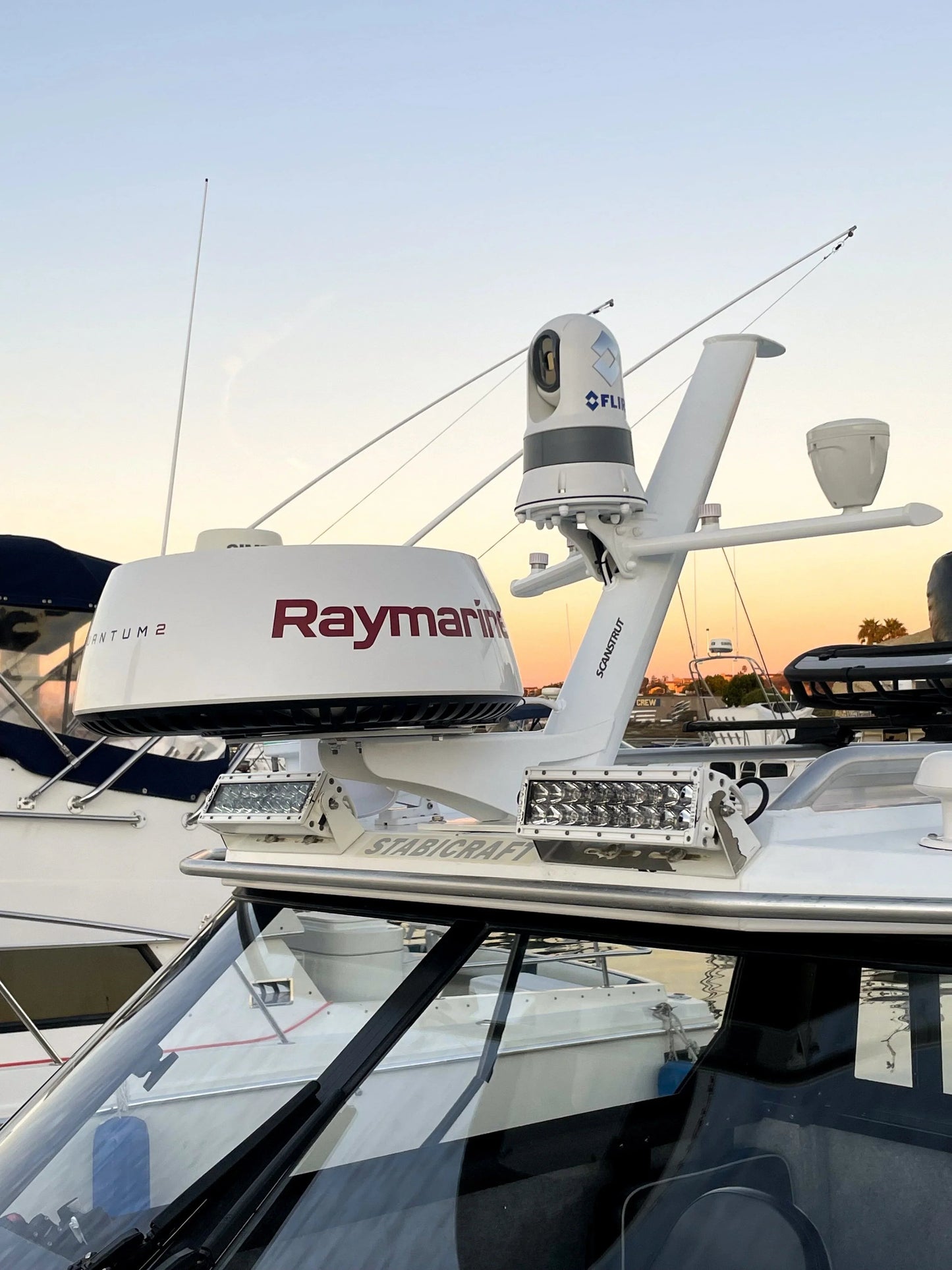 Scanstrut PTM | R1 | 1 PTM | R1 | 1 PTM | R1 | 1 Tapered Rada | 4Boats