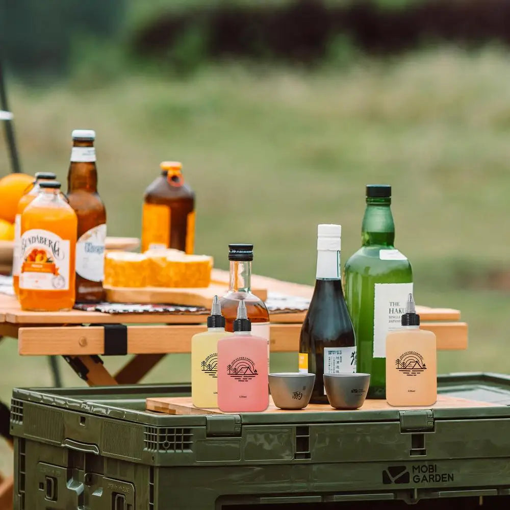 Outdoor Camping Oil Dispenser Bottle 120ml Leakproof Vinegar Jar Squeeze Bottle with Twist Top Cap HDPE for Cooking Grilling