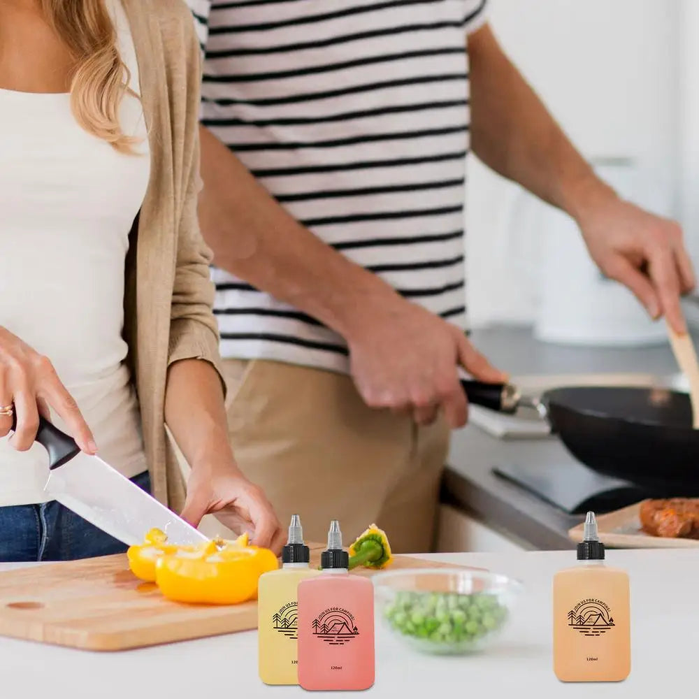 Outdoor Camping Oil Dispenser Bottle 120ml Leakproof Vinegar Jar Squeeze Bottle with Twist Top Cap HDPE for Cooking Grilling