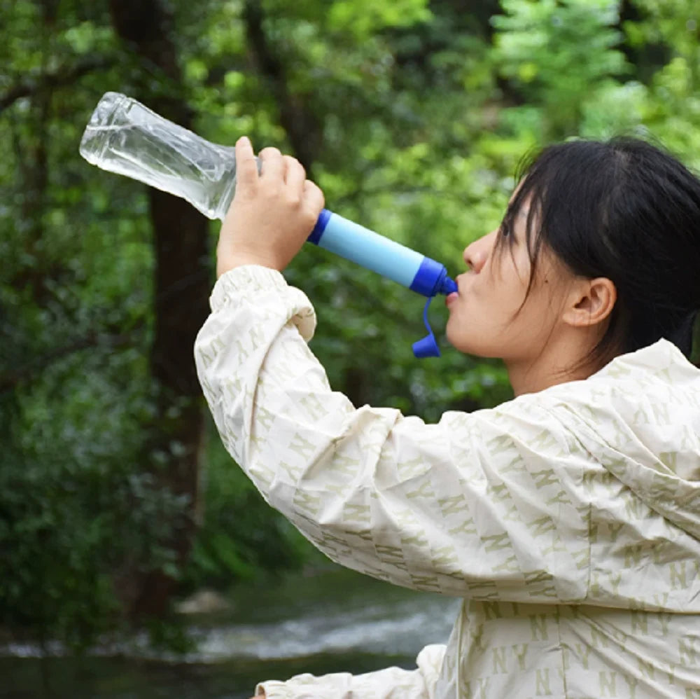 Outdoor camping emergency water filter, outdoor life emergency filtration, direct drinking, individual water purifier, steriliza